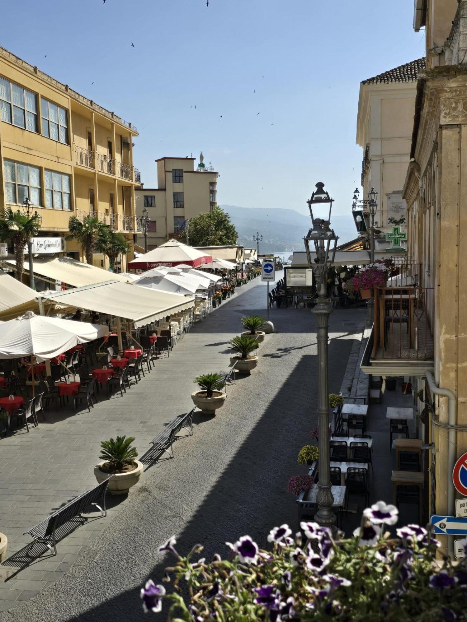 La Meridiana - Centro Storico Di Pizzo מראה חיצוני תמונה